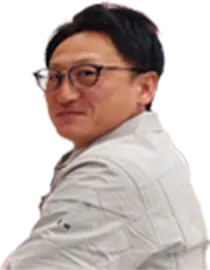 先輩社員の写真